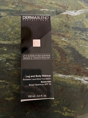 Dermablend Leg and Body Makeup Foundation - deep golden tan.